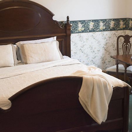 Decker Hotel & Bar Maquoketa Luaran gambar